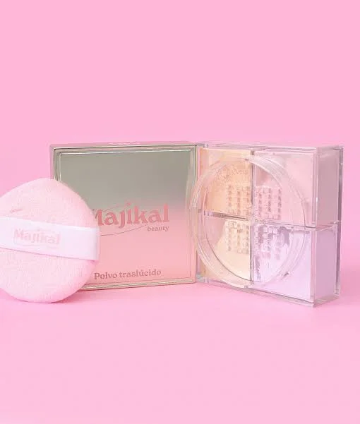 Polvo cuatro tonos majikal pequeño — Abigailmakeup