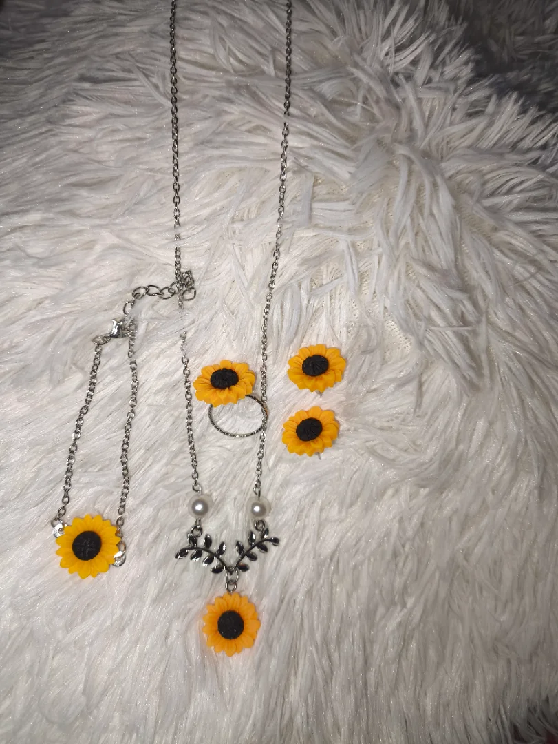 Set de 4 piezas de girasol 🌻 — KIREYA HAND MADE