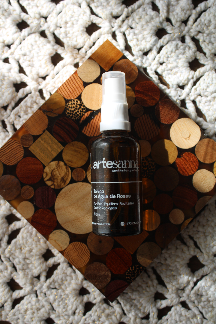 Tónico de agua de rosas — Artesanna Rose Skincare