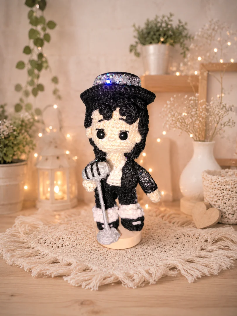 Michael Jackson Amigurumi Coleccionable 🎤🕺✨ — KIREYA HAND MADE