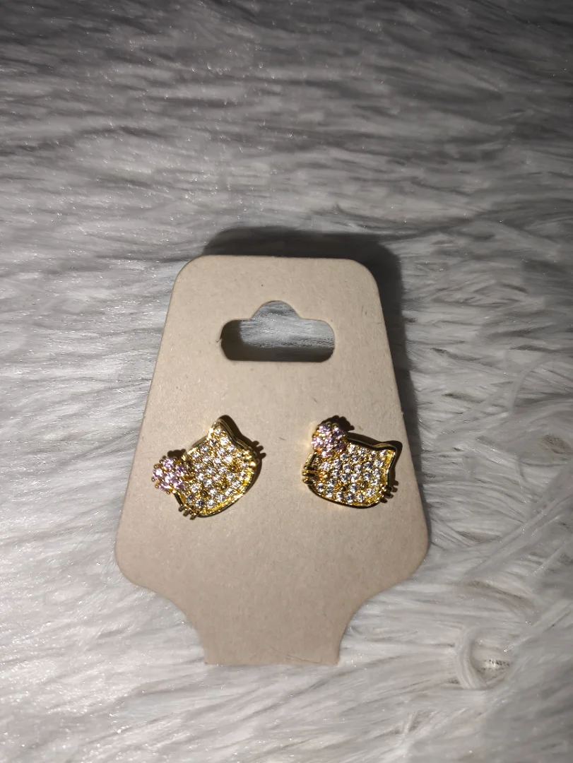 Aretes de Rodio Hello Kitty 🔆 💎 — KIREYA HAND MADE