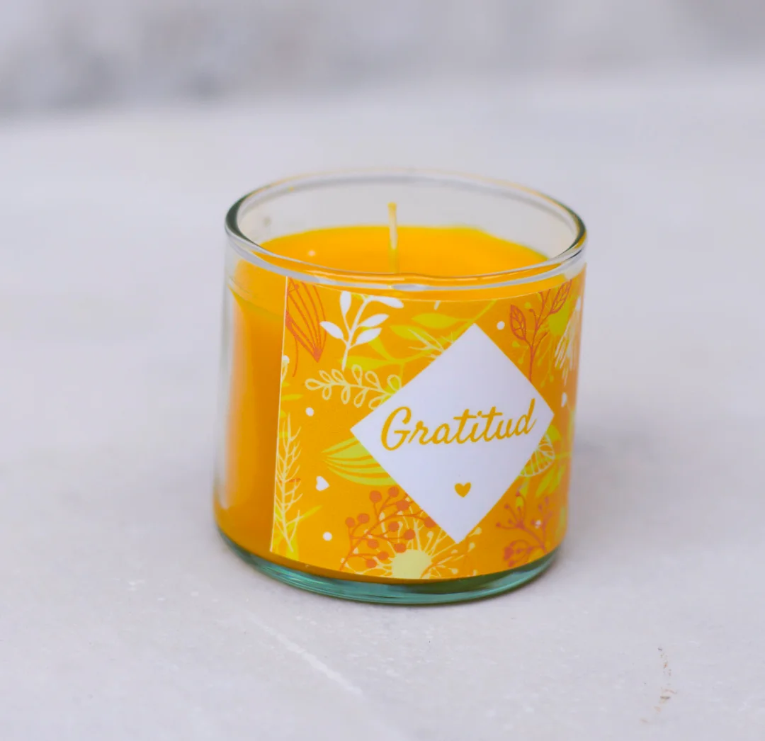 Vela de Gratitud Pequeña Vela de Gratitud Pequeña Vela de Gratitud Pequeña Vel — Yo vivo en gratitud