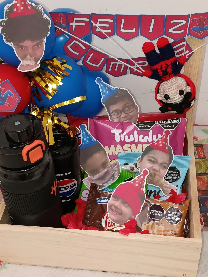 En combo: Ancheta temática spiderman 🕷️🌻🎈🎁bajo pedido — Samantha, Tejiendo Memorias