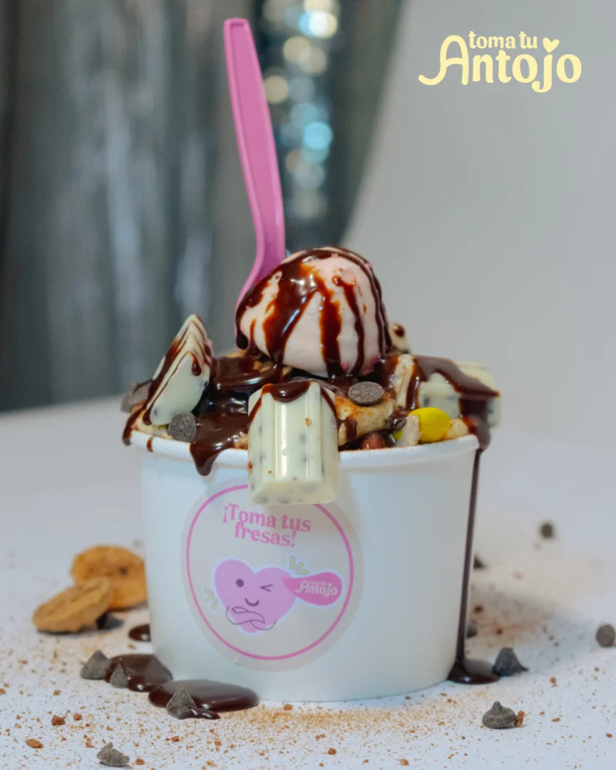 Fresas con crema / 12oz — Toma Tu Antojo