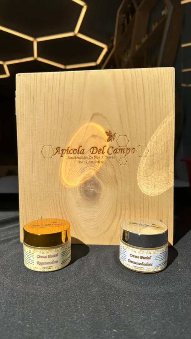 Crema Facial  Regeneradora x 70 gramos — Apiola del Campo