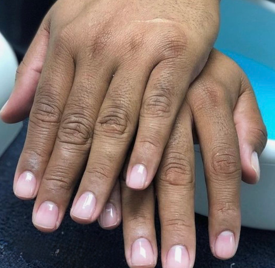 Manicura semi permanente para hombres — Spa de uñas Erika Osorio