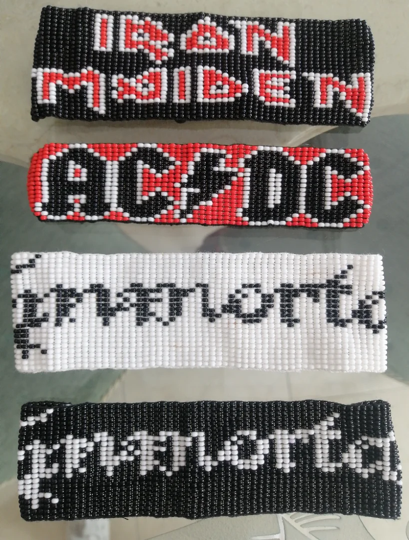 Manillas logos bandas — Tejiendo y Cocinando El Pensamiento