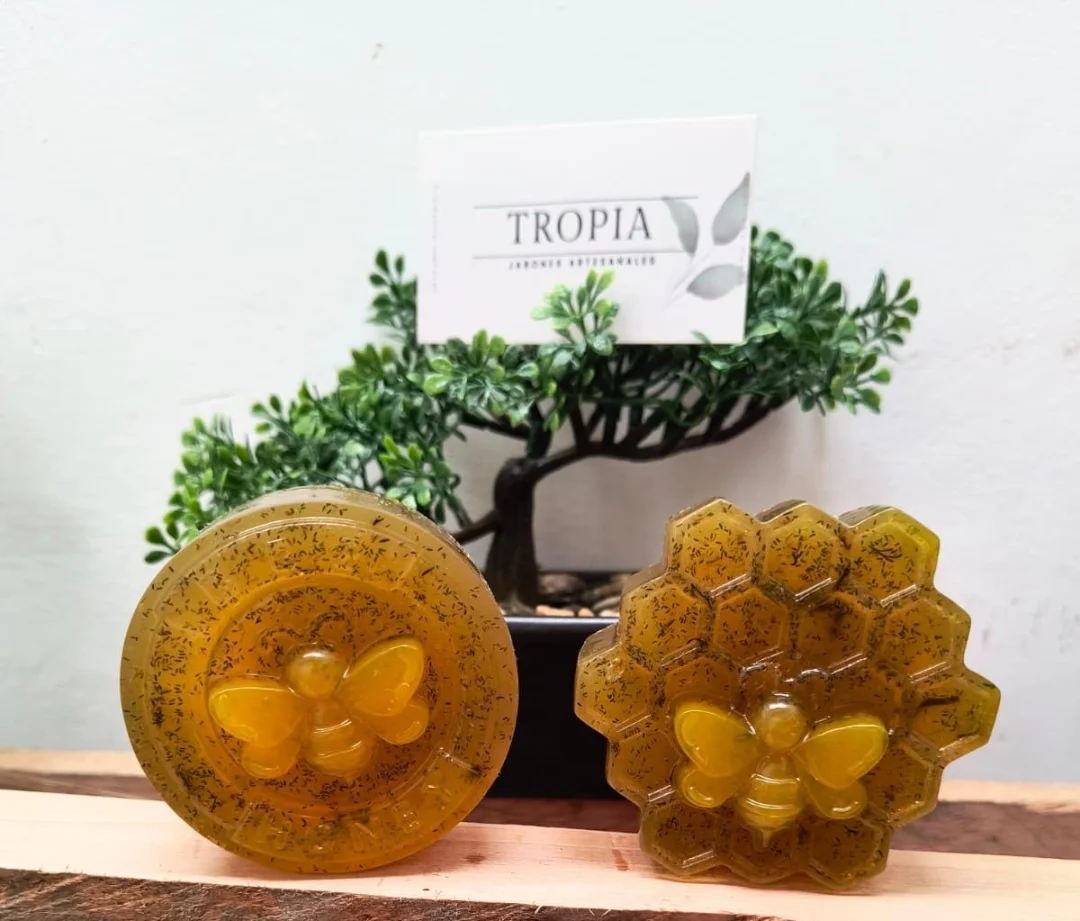 Jabón de manzanilla — Tropia tienda artesanal
