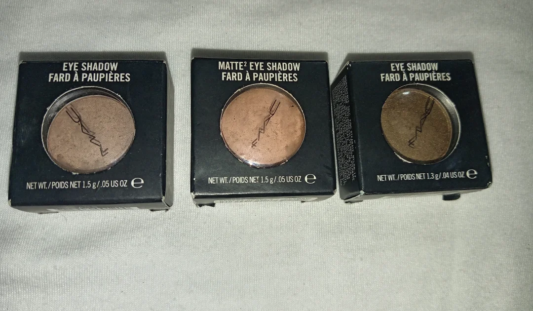Sombras de ojos tono nude — Maniamigos