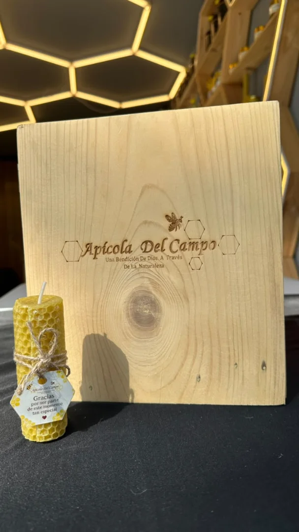 Velas Con Cera de Abejas X 10cm — Apiola del Campo