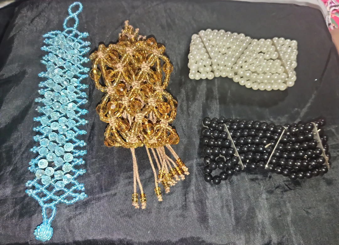 Pulsera ancha tejida — Maniamigos